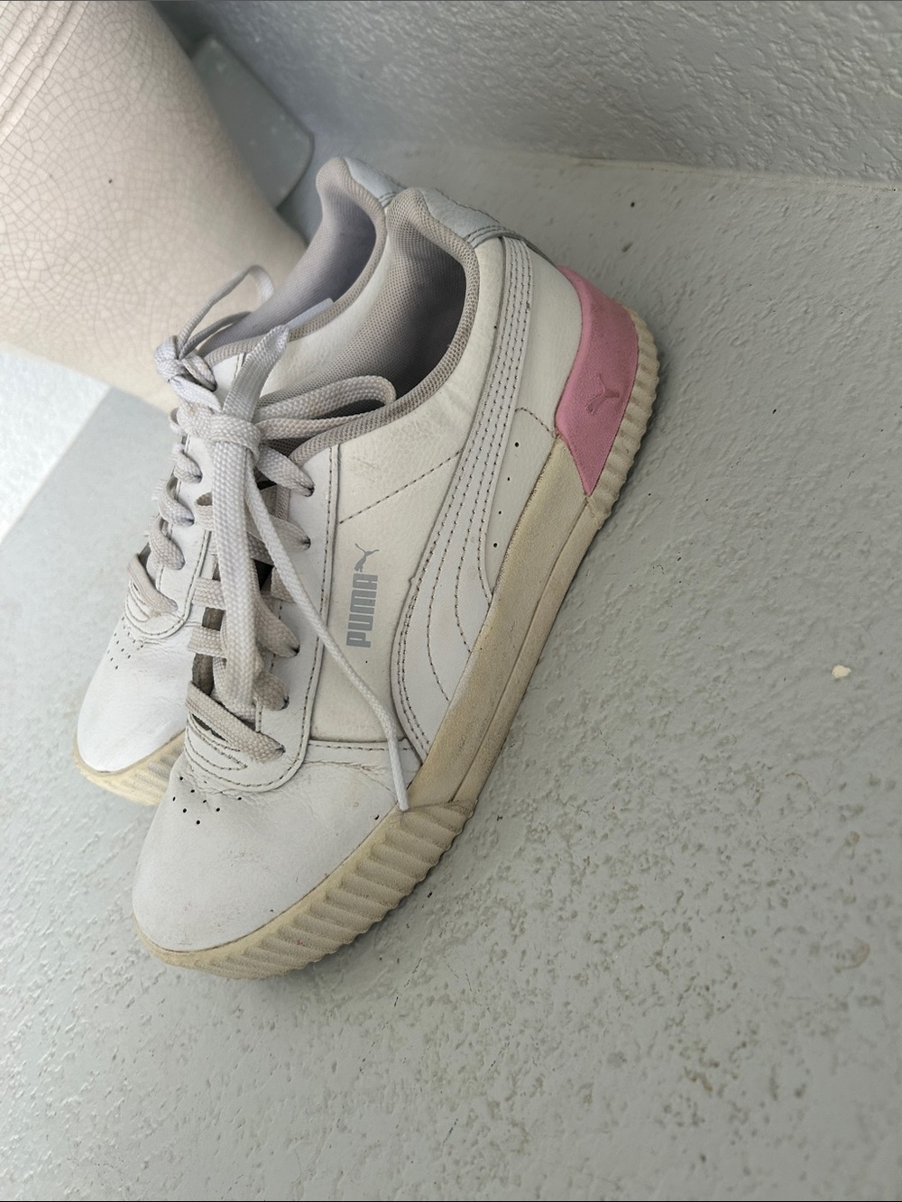 Puma White Leather Sneakers with Pink Heel Tab